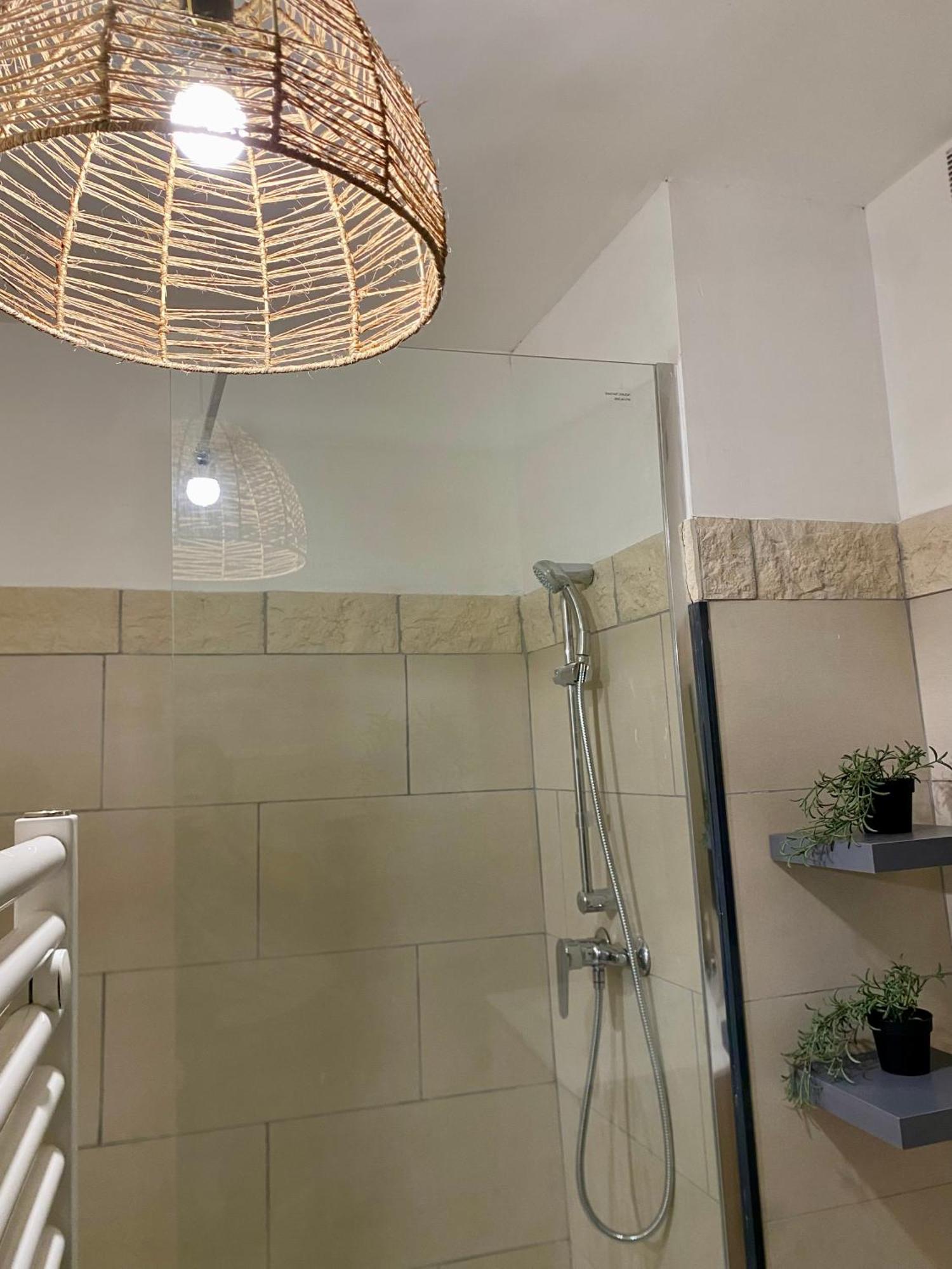 Magnifique Appartement Avignon Intra-Muros Buitenkant foto