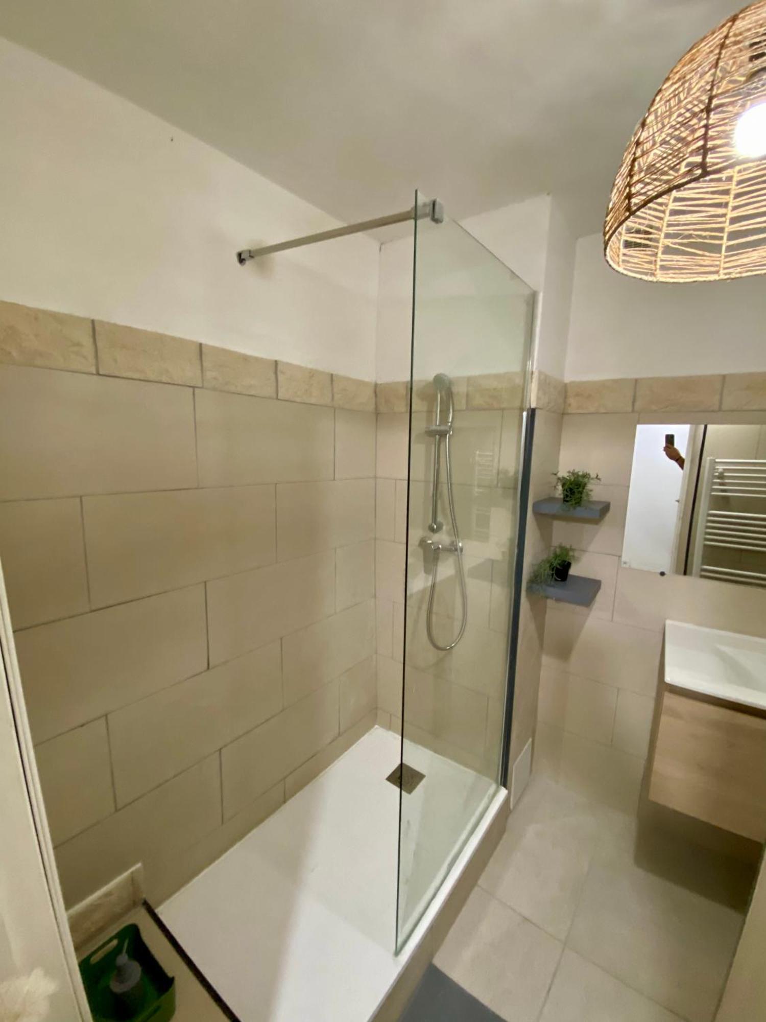 Magnifique Appartement Avignon Intra-Muros Buitenkant foto